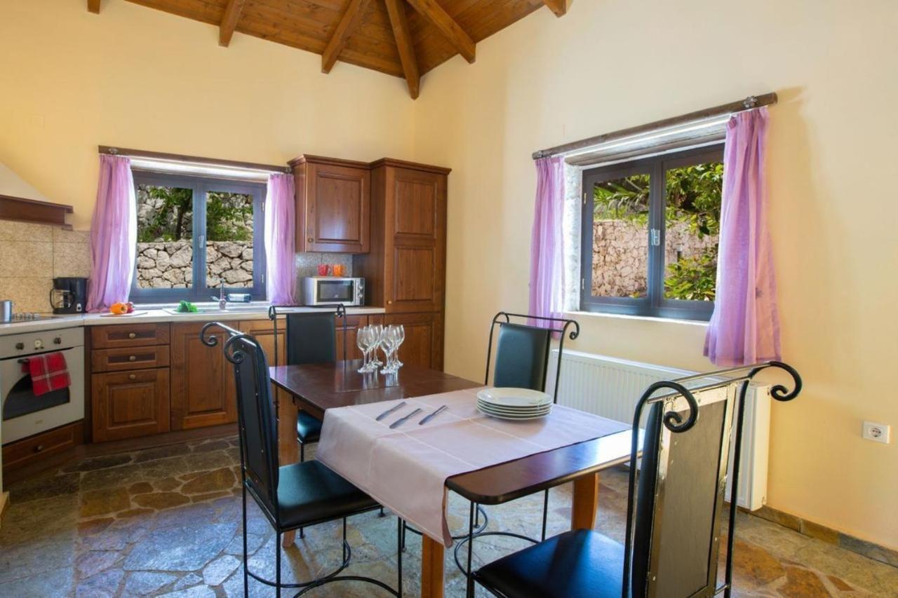 Amadryades Villas-Villa Terina Chortáta Екстериор снимка